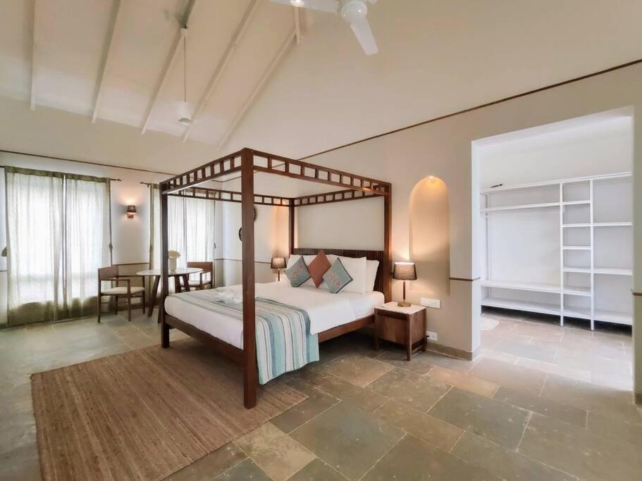Barcelona Villas At Love Story Siolim- 3Bhk Private Pool Villas Exterior foto